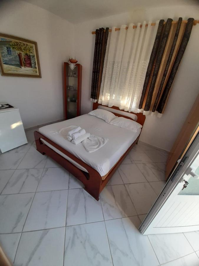 Rey Garden 2 Otel Avlonya Dış mekan fotoğraf